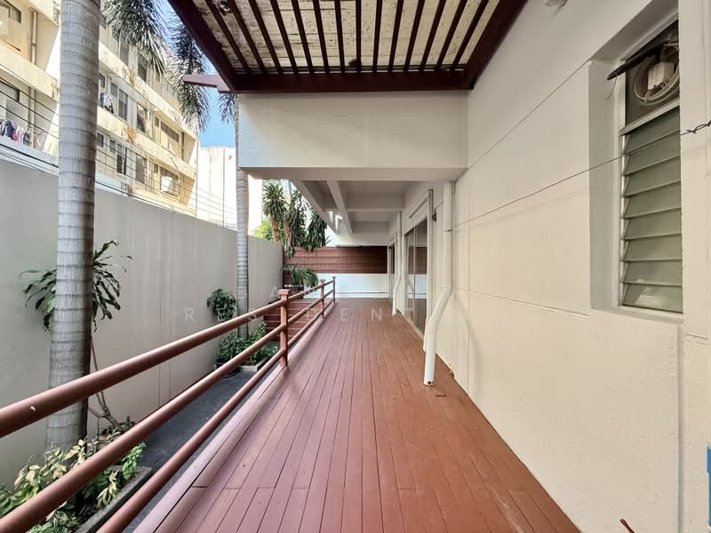 Esmeralda Apartments, Bangkok, Soi Ngamduphli, Rama 4 Road, Thung Maha Mek, Sathon, Bangkok, 2 Bedrooms, 240 sqm, Apartment For Rent, by Bangkok Residential, 500440714 - DDproperty.com