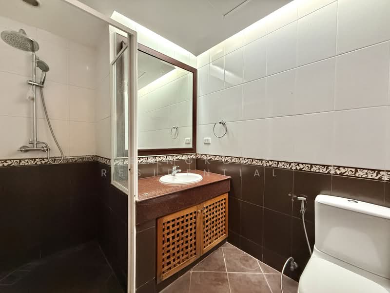Esmeralda Apartments : เอสเมอรัลด้า อพาร์ทเม้นท์, กรุงเทพ, ซอยงามดูพลี ถนนพระราม 4, ทุ่งมหาเมฆ, สาทร, กรุงเทพ, 240 ตร.ม., อพาร์ทเมนท์ ให้เช่า, โดย Bangkok Residential, 500440714 - DDproperty.com