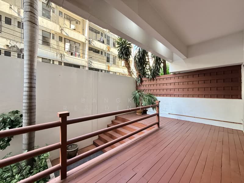 Esmeralda Apartments, Bangkok, Soi Ngamduphli, Rama 4 Road, Thung Maha Mek, Sathon, Bangkok, 2 Bedrooms, 240 sqm, Apartment For Rent, by Bangkok Residential, 500440714 - DDproperty.com