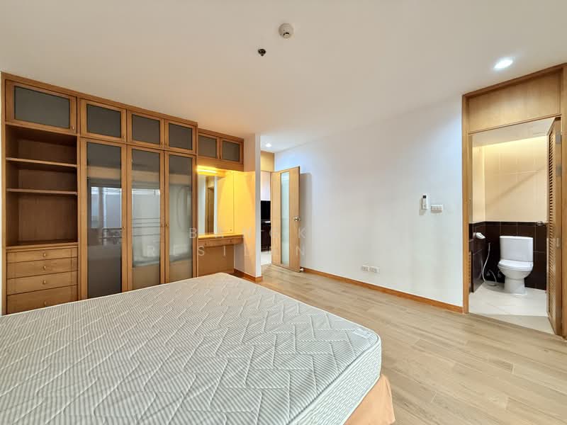 Esmeralda Apartments : เอสเมอรัลด้า อพาร์ทเม้นท์, กรุงเทพ, ซอยงามดูพลี ถนนพระราม 4, ทุ่งมหาเมฆ, สาทร, กรุงเทพ, 240 ตร.ม., อพาร์ทเมนท์ ให้เช่า, โดย Bangkok Residential, 500440714 - DDproperty.com