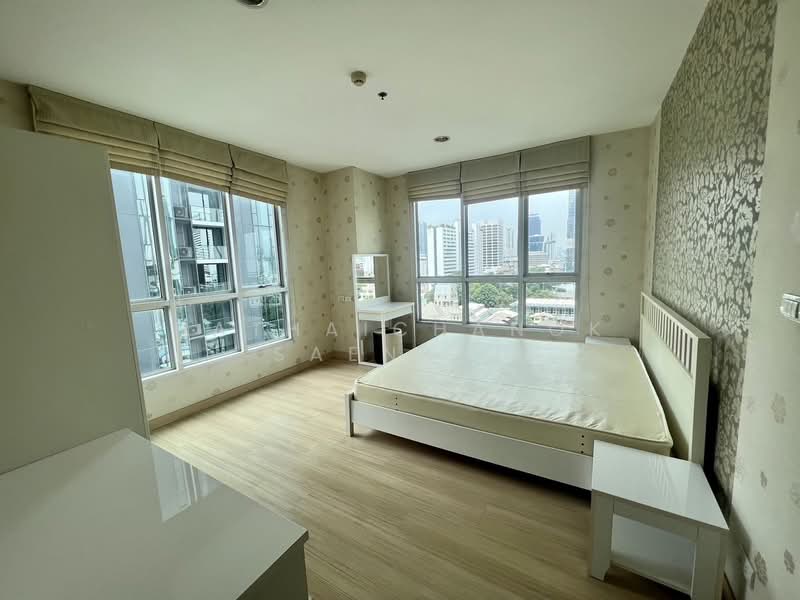 Life @ Sathorn 10, Bangkok, 48 Soi Sathorn 10, Sathorn Road, Silom, Bang Rak, Bangkok, 2 Bedrooms, 65 sqm, Condo For Rent, by Hathaichanok Saenset, 500440746 - DDproperty.com