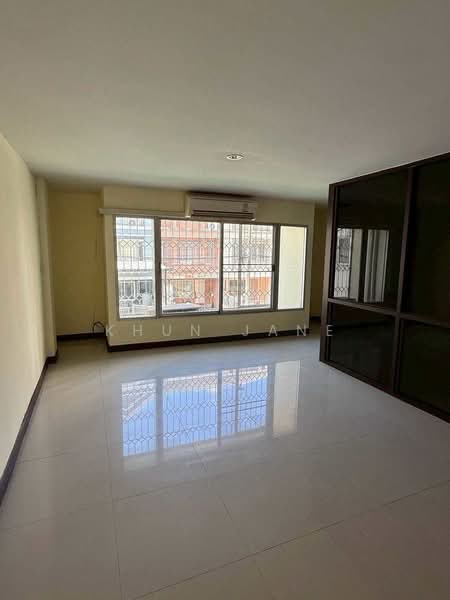 Townhouse for Rent Near BTS Udom Suk / BTS Punnawithi (SPSJP526), Bangkok, วชิรธรรม ซอย6, Bang Na Nuea, Bang Na, Bangkok, 2 Bedrooms, 160 sqm, Townhouse For Rent, by Khun Jane, 500440764 - DDproperty.com