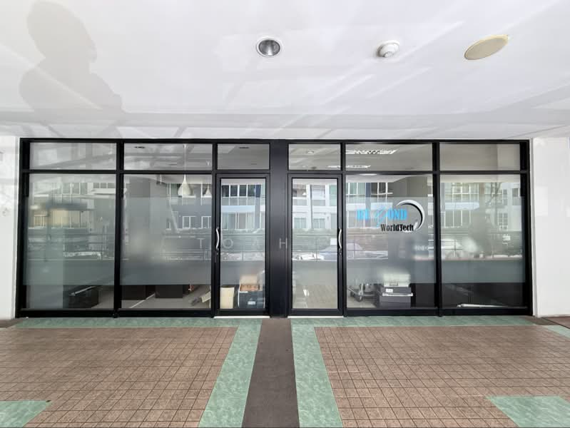 พื้นที่ให้เช่า พระราม 9 RCA : Space for rent, Rama 9 RCA, Bangkok, Bang Kapi, Huai Khwang, Bangkok, , 100 sqm, Retail Space For Rent, by TOAH T., 500440771 - DDproperty.com