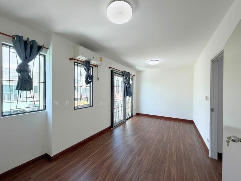 The connect 15 onnut, Bangkok, Soi 1, Prawet, Bangkok, 3 Bedrooms, 100 sqm, Townhouse For Sale, by Punpapa Rassamee, 500440772 - DDproperty.com
