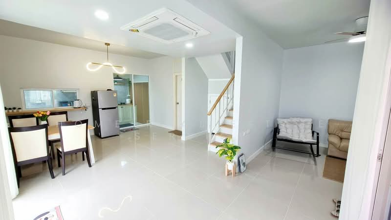 The Village Bangna KM.10 Samut Prakan : เดอะ วิลเลจ บางนา กม.10 สมุทรปราการ, สมุทรปราการ, บางพลีใหญ่, บางพลี, สมุทรปราการ, 135 ตร.ม., บ้านเดี่ยว ขาย, โดย HOME Real Estate Service, 500440803 - DDproperty.com