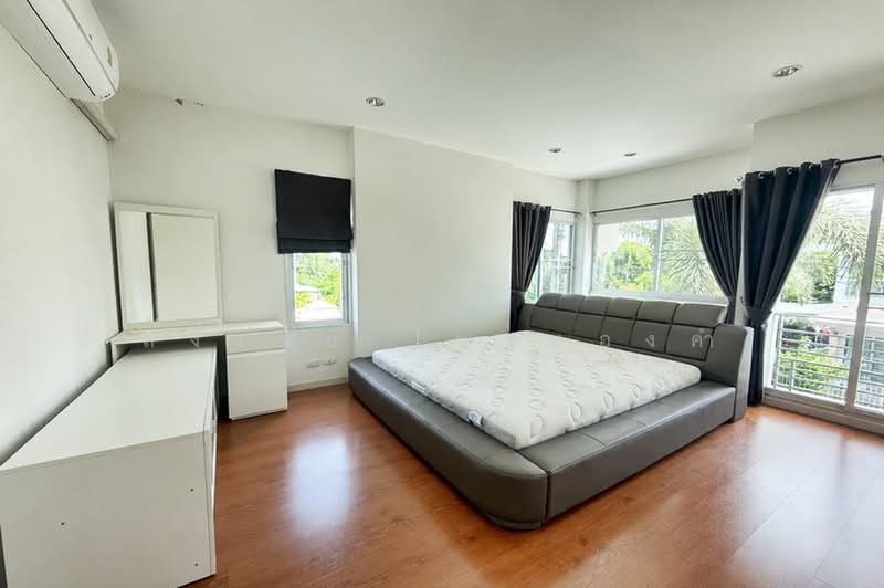 Villa Nova Watcharapol-Saimai, Bangkok, Sai Mai Road, Sai Mai, Bangkok, 4 Bedrooms, 165 sqm, Single Detached House For Sale, by สง่าชัย ไทรทองคำ, 500440810 - DDproperty.com