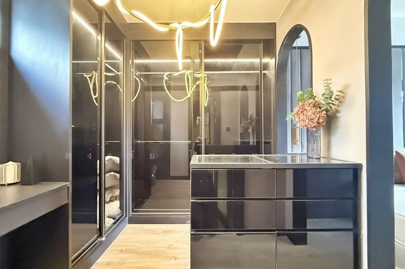Britloft Kaset-Phahol, Bangkok, Soi Ladplakhao 34, Chorake Bua, Lat Phrao, Bangkok, 3 Bedrooms, 360 sqm, Townhouse For Sale, by สง่าชัย ไทรทองคำ, 500440814 - DDproperty.com