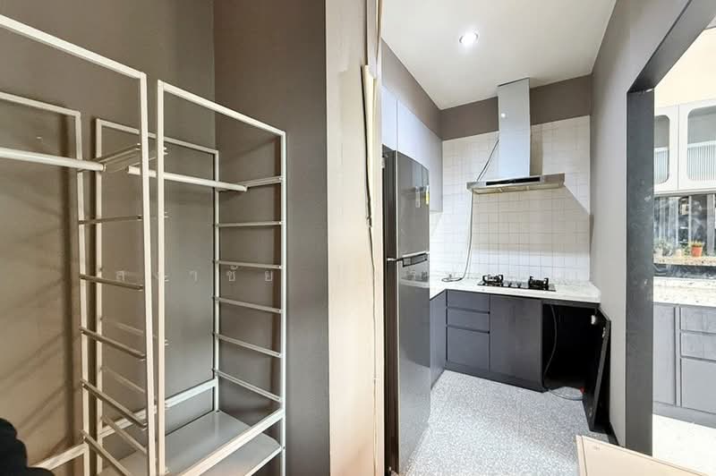 Britloft Kaset-Phahol, Bangkok, Soi Ladplakhao 34, Chorake Bua, Lat Phrao, Bangkok, 3 Bedrooms, 360 sqm, Townhouse For Sale, by สง่าชัย ไทรทองคำ, 500440814 - DDproperty.com