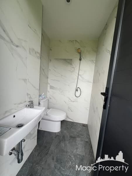 Windmill Park, Samut Prakan, Windmill Park Village Road, Bangphli Yai, Bang Plee, Samut Prakan, 3 Bedrooms, 600 sqm, Single Detached House For Sale, by Magic Property, 500440821 - DDproperty.com