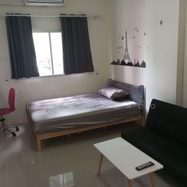 Lumpini Condo Town Romklao-Suvarnabhumi, Bangkok, Rom Klao Road 1, Khlong Sam Prawet, Lat Krabang, Bangkok, Studio, 22 sqm, Condo For Rent, by Living Condo, 500440827 - DDproperty.com