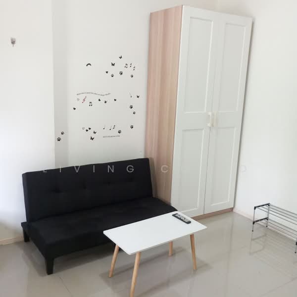 Lumpini Condo Town Romklao-Suvarnabhumi, Bangkok, Rom Klao Road 1, Khlong Sam Prawet, Lat Krabang, Bangkok, Studio, 22 sqm, Condo For Rent, by Living Condo, 500440827 - DDproperty.com