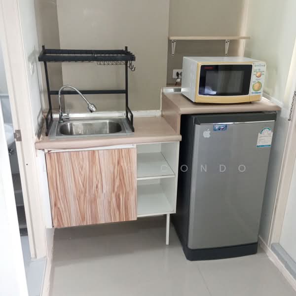 Lumpini Condo Town Romklao-Suvarnabhumi, Bangkok, Rom Klao Road 1, Khlong Sam Prawet, Lat Krabang, Bangkok, Studio, 22 sqm, Condo For Rent, by Living Condo, 500440827 - DDproperty.com