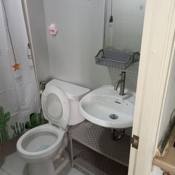 Lumpini Condo Town Romklao-Suvarnabhumi : ลุมพินี คอนโดทาวน์ ร่มเกล้า - สุวรรณภูมิ, กรุงเทพ, ถนนร่มเกล้า 1, คลองสามประเวศ, ลาดกระบัง, กรุงเทพ, 22 ตร.ม., คอนโด ให้เช่า, โดย Living Condo, 500440827 - DDproperty.com