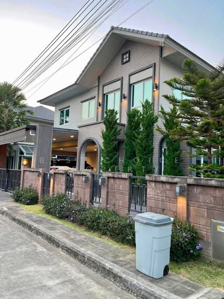 Laddarom Elegance Salaklang Chiangmai : ลัดดารมย์ อิลิแกนซ์ ศาลากลาง (เชียงใหม่), เชียงใหม่, ถนน สมโภชเชียงใหม่ 700 ปี, สันผีเสื้อ, เมืองเชียงใหม่, เชียงใหม่, 200 ตร.ม., บ้านเดี่ยว ให้เช่า, โดย Best Choice Property, 500440832 - DDproperty.com