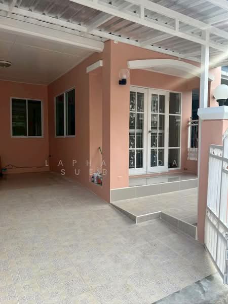 Busarin Ramintra, Bangkok, Soi Phraya Suren 40, Sam Wa Tawan Tok, Khlong Sam Wa, Bangkok, 2 Bedrooms, 132 sqm, Townhouse For Sale, by Laphasrada Suebthai, 500440893 - DDproperty.com