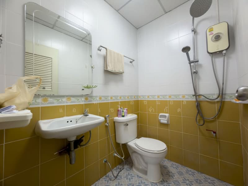 Arunthong 5 Phetkasem 69, Bangkok, Liap Khlong Phasi Charoen Fang Nuea Road, Nong Kham, Nong Khaem, Bangkok, 2 Bedrooms, 100 sqm, Townhouse For Sale, by บริษัท เอชแอล แอสเซท จำกัด, 500440906 - DDproperty.com