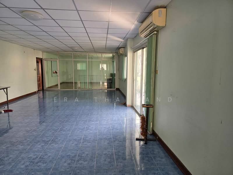 ให้เช่า โรงงานพร้อมสำนักงาน 1,230 ตรม. ผังม่วงลาย แฟคทอรี่แลนด์ 1 พุทธมณฑลสาย 5 สภาพ 100% เทพื้นใหม่, Nakhon Pathom, Rai Khing, Sam Phran, Nakhon Pathom, , 1,230 sqm, Warehouse/Factory For Rent, by ERA Thailand, 500440931 - DDproperty.com
