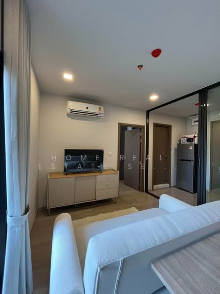 Life Phahon-Ladprao, Bangkok, 996 Phahonyothin Road, Jom Phon, Chatuchak, Bangkok, 1 Bedroom, 35 sqm, Condo For Rent, by HOME Real Estate Service, 500440932 - DDproperty.com