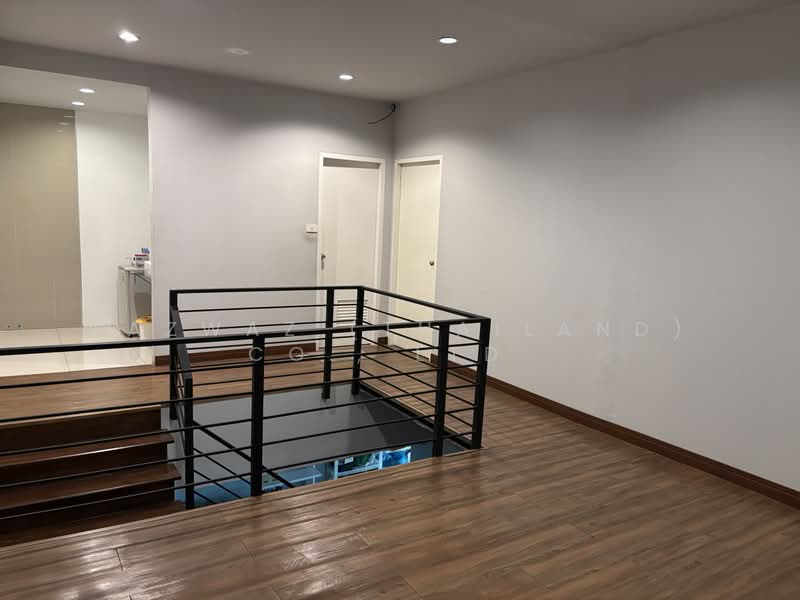 ขายโฮมออฟฟิศ 4 ชั้น นวมินทร์ 36 ใกล้เกษตร–นวมินทร์ ราคาต่ำกว่าตลาด, กรุงเทพ, คลองกุ่ม, บึงกุ่ม, กรุงเทพ, 545 ตร.ม., ทาวน์เฮ้าส์ ขาย, โดย Fazwaz (Thailand) Co., Ltd., 500440978 - DDproperty.com