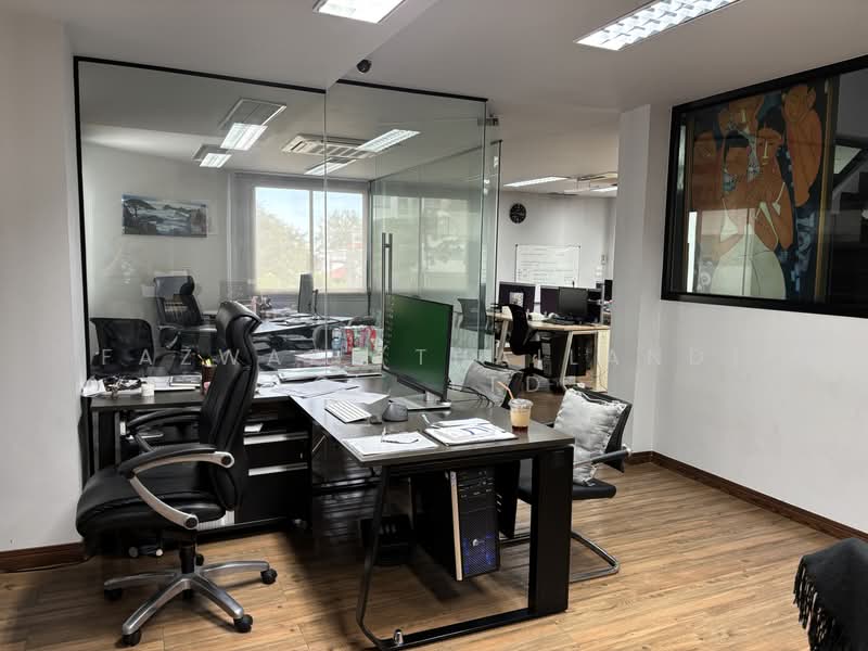 ขายโฮมออฟฟิศ 4 ชั้น นวมินทร์ 36 ใกล้เกษตร–นวมินทร์ ราคาต่ำกว่าตลาด, กรุงเทพ, คลองกุ่ม, บึงกุ่ม, กรุงเทพ, 545 ตร.ม., ทาวน์เฮ้าส์ ขาย, โดย Fazwaz (Thailand) Co., Ltd., 500440978 - DDproperty.com