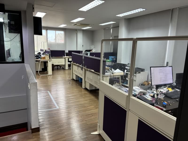 ขายโฮมออฟฟิศ 4 ชั้น นวมินทร์ 36 ใกล้เกษตร–นวมินทร์ ราคาต่ำกว่าตลาด, กรุงเทพ, คลองกุ่ม, บึงกุ่ม, กรุงเทพ, 545 ตร.ม., ทาวน์เฮ้าส์ ขาย, โดย Fazwaz (Thailand) Co., Ltd., 500440978 - DDproperty.com