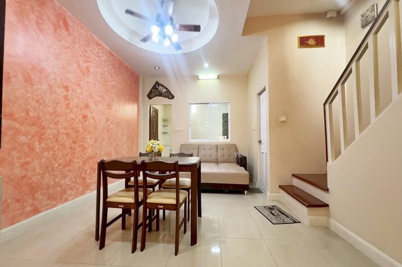 หมู่บ้านเฟรชวิลล่า, Bangkok, ถนนนวลจันทร์, Khlong Kum, Bueng Kum, Bangkok, 3 Bedrooms, 200 sqm, Townhouse For Sale, by คุณเอฟ, 500440996 - DDproperty.com