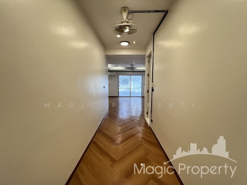 Park Avenue Ekkamai, Bangkok, Khlong Tan Nua, Watthana, Bangkok, , 280 sqm, Shophouse For Rent, by Magic Property, 500440997 - DDproperty.com