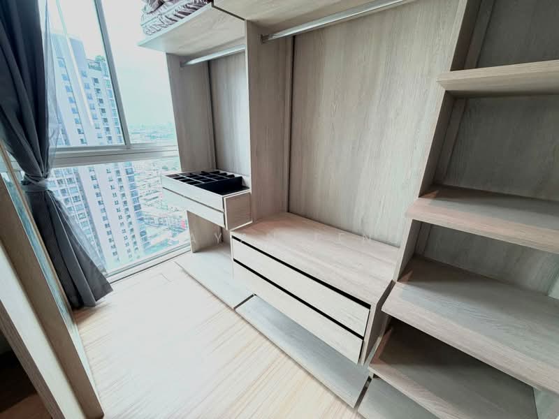 Le Luk Condominium, Bangkok, 1599 291 Sukhumvit Rd, Phra Kanong Nua, Watthana, Bangkok, 1 Bedroom, 52 sqm, Condo For Rent, by Jiayan Feng, 500441000 - DDproperty.com