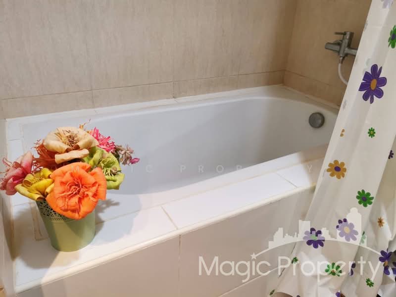 The Clover Thonglor Residence, Bangkok, Soi Sukhumvit 55, Khlong Tan Nua, Watthana, Bangkok, 1 Bedroom, 40 sqm, Condo For Rent, by Magic Property, 500441021 - DDproperty.com