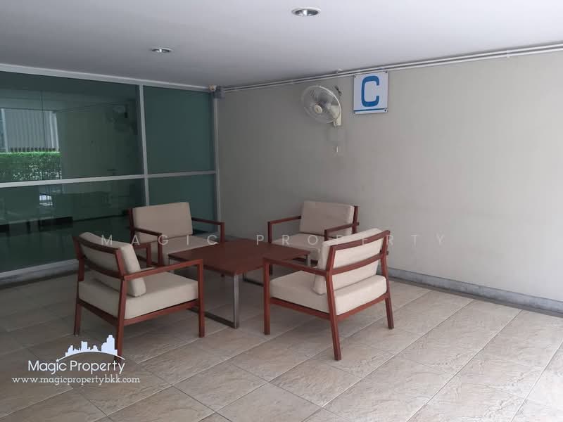 The Clover Thonglor Residence, Bangkok, Soi Sukhumvit 55, Khlong Tan Nua, Watthana, Bangkok, 1 Bedroom, 40 sqm, Condo For Rent, by Magic Property, 500441021 - DDproperty.com