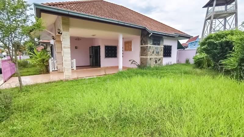 House for Sale Noen Phlap Whan East Pattaya 2 Bedroom, Chon Buri (Pattaya), Bang Lamung, Bang Lamung (Pattaya), Chon Buri (Pattaya), 2 Bedrooms, 324 sqm, Single Detached House For Sale, by PLC Real Estate, 500441033 - DDproperty.com