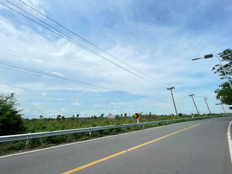 ขายด่วน! ที่ดินแปลงสวย ติดถนนใหญ่ ทำเลศักยภาพ ต.คลองหลวงแพ่ง อ.เมืองฉะเชิงเทรา จังหวัดฉะเชิงเทรา, Chachoengsao, Khlong Luang Phaeng, Muang Chachoengsao, Chachoengsao, , 22,156 sqm, Land For Sale, by ERA Thailand, 500441044 - DDproperty.com