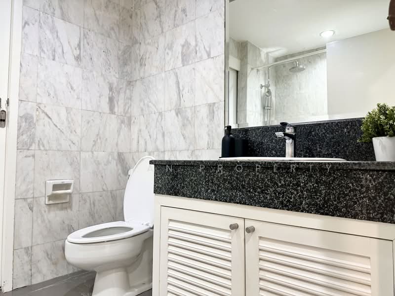 The Royal Place 1, Bangkok, Rajdamri, Lumphini, Pathum Wan, Bangkok, 2 Bedrooms, 84 sqm, Condo For Rent, by Caveman Property, 500441052 - DDproperty.com