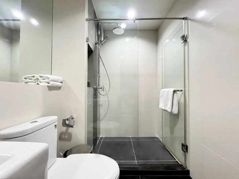 Rhythm Sathorn-Narathiwas, Bangkok, 651 Naradhiwas Rajanagarindra Road, Thung Maha Mek, Sathon, Bangkok, 1 Bedroom, 40 sqm, Condo For Rent, by Agentbkk, 500441063 - DDproperty.com