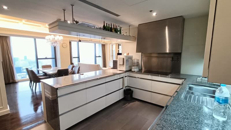 The Met Sathorn, Bangkok, 123 South Sathorn Road, Thung Maha Mek, Sathon, Bangkok, 3 Bedrooms, 192 sqm, Condo For Rent, by Simon Decalf, 500441088 - DDproperty.com