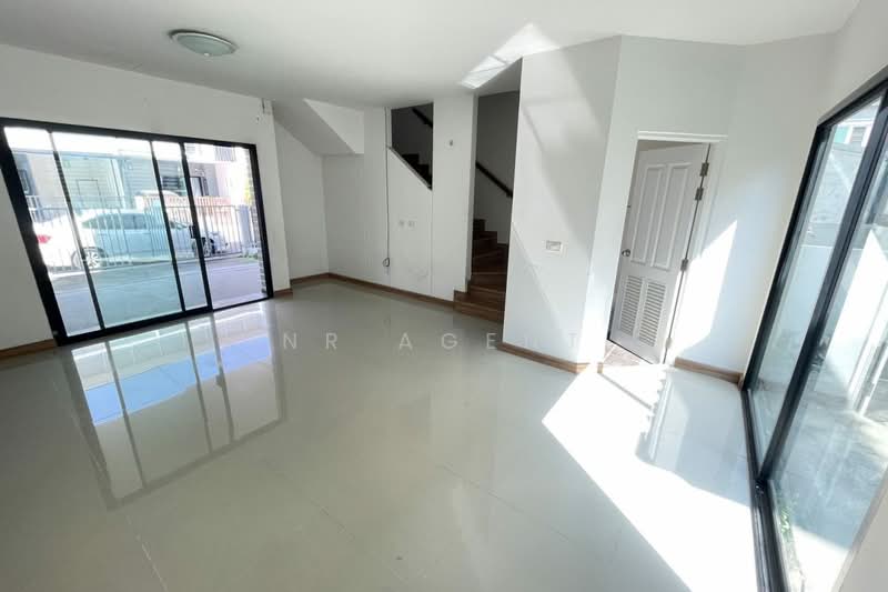 Baan Lapawan 23 : บ้านลภาวัน 23 ติดถนนใหญ่ 345-ราชพฤกษ์, นนทบุรี, ถนน 345-ราชพฤกษ์, ลำโพ, บางบัวทอง, นนทบุรี, 99 ตร.ม., ทาวน์เฮ้าส์ ขาย, โดย NR AGENT, 500441123 - DDproperty.com