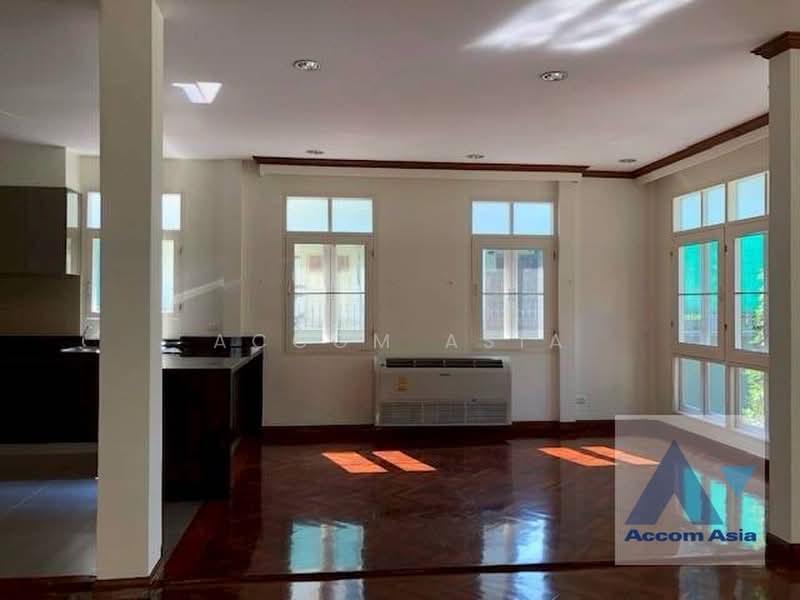Detached Family Home with Large Garden in Sukhumvit, Near BTS Asoke (AA13475), Bangkok, Khlong Tan Nua, Watthana, Bangkok, 3 Bedrooms, 961 sqm, Single Detached House For Rent, by Accom Asia, 500441143 - DDproperty.com