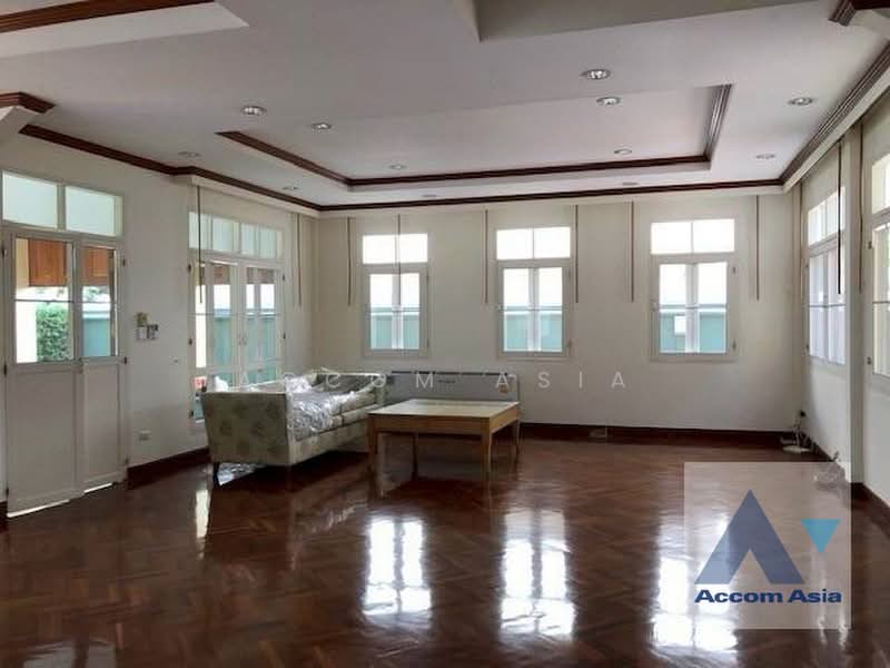 Detached Family Home with Large Garden in Sukhumvit, Near BTS Asoke (AA13475), Bangkok, Khlong Tan Nua, Watthana, Bangkok, 3 Bedrooms, 961 sqm, Single Detached House For Rent, by Accom Asia, 500441143 - DDproperty.com