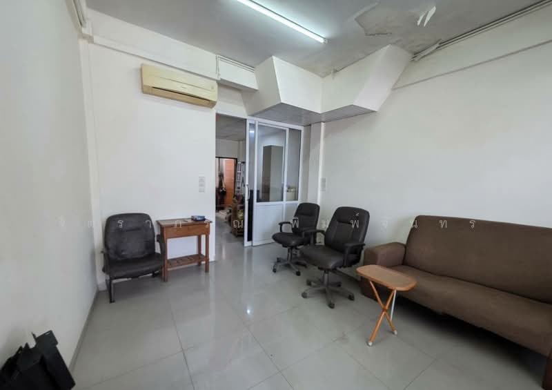 Sukhumvit 109, Samut Prakan, Samrong Nua, Muang Samut Prakarn, Samut Prakan, 4 Bedrooms, 300 sqm, Townhouse For Rent, by จิตราภรณ์ พิมพ์จันทร์, 500441186 - DDproperty.com
