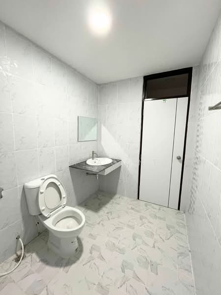 ทาวน์เฮาส์ 3 ชั้น รามอินทรา 34 แยก 10, กรุงเทพ, ท่าแร้ง, บางเขน, กรุงเทพ, 200 ตร.ม., ทาวน์เฮ้าส์ ให้เช่า, โดย NR agent, 500441191 - DDproperty.com