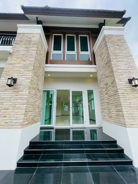 บ้านหรูสไตล์ Luxury Contemporary แห่งเชียงใหม่ ความงดงามเหนือกาลเวลา…เพื่อการใช้ชีวิตที่เหนือระดับ (, เชียงใหม่, บ้านแหวน, หางดง, เชียงใหม่, 320 ตร.ม., บ้านเดี่ยว ขาย, โดย Sirinrat Maneerat, 500441221 - DDproperty.com
