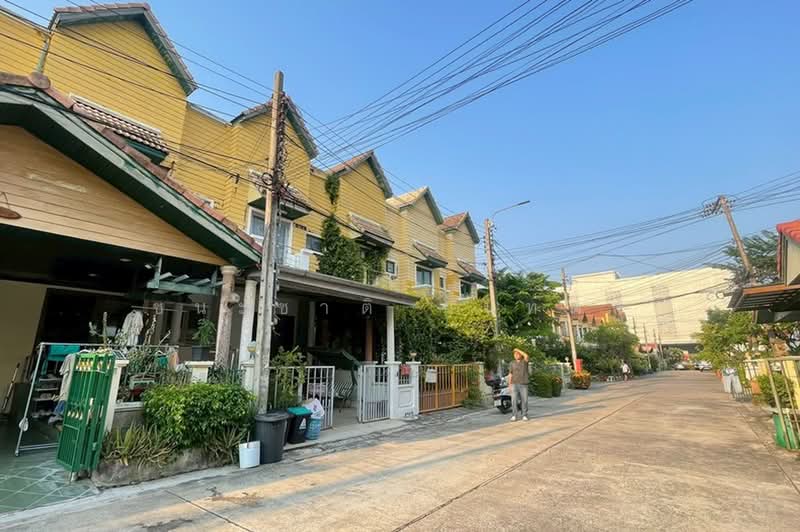 Baan Makmai Ao Ngoen-Watcharapol, Bangkok, Sai Mai, Bangkok, 4 Bedrooms, 240 sqm, Townhouse For Sale, by ชนะชาติ นนท์ตา, 500441226 - DDproperty.com