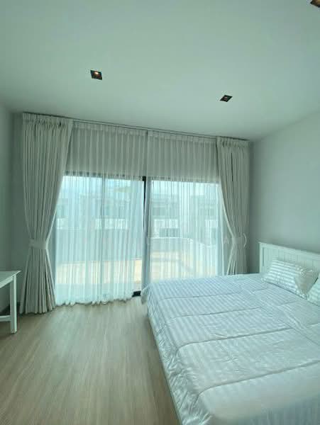 89 Residence Ratchada-Rama 9, Bangkok, Huai Khwang, Bangkok, 4 Bedrooms, 250 sqm, Single Detached House For Rent, by Mind (Amollada), 500441235 - DDproperty.com