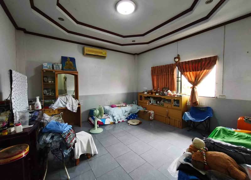 ที่ดินพร้อมตึกพาณิชย์ 2 ชั้นครึ่ง 3 คูหา 191 ตรว. ใกล้ รพ.เวียงป่าเป้า เชียงราย, เชียงราย, ทล.118, เวียง, เวียงป่าเป้า, เชียงราย, 500 ตร.ม., ตึกแถว-อาคารพาณิชย์ ขาย, โดย ฌัชษชี ฌัชปภาส์มณ, 500441245 - DDproperty.com