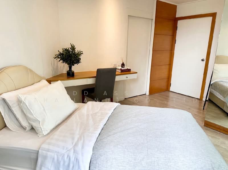 The Royal Place 1, Bangkok, Rajdamri, Lumphini, Pathum Wan, Bangkok, 2 Bedrooms, 84 sqm, Condo For Rent, by DD Asset (Thailand) Co.,Ltd, 500441262 - DDproperty.com