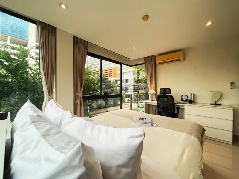 Socio Reference 61, Bangkok, Sukhumvit 61, Khlongtoei Nua, Watthana, Bangkok, 2 Bedrooms, 68 sqm, Condo For Rent, by Agentbkk, 500441278 - DDproperty.com