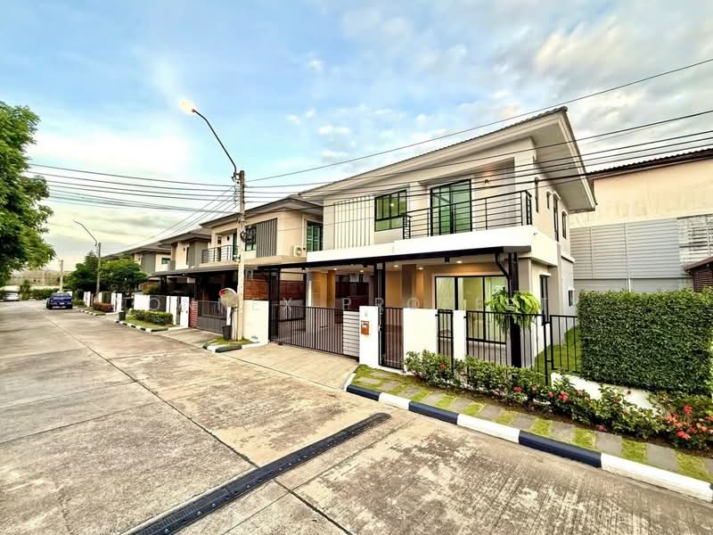 Zerene Petchkasem-Phutthamonthon Sai 3, Bangkok, 101 Phutthamonthon Sai 3 Road, Nong Kang Plu, Nong Khaem, Bangkok, 4 Bedrooms, 196 sqm, Single Detached House For Sale, by Connex Property, 500441281 - DDproperty.com