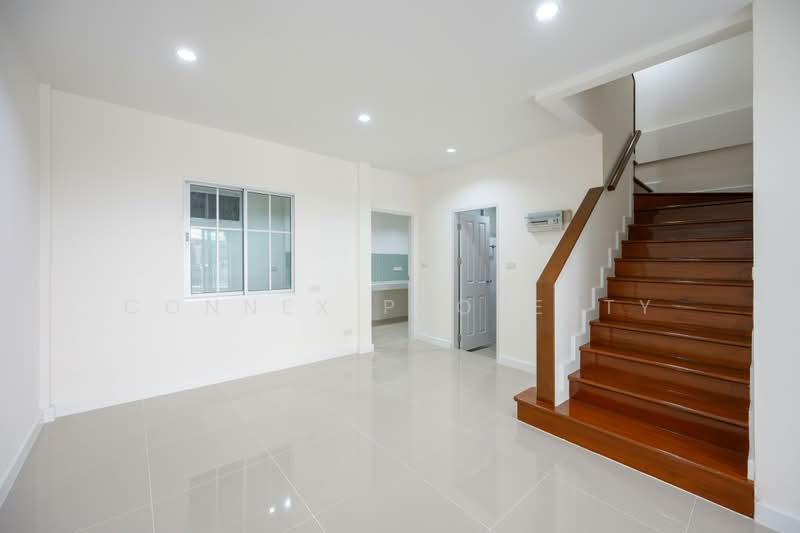 The Villa Rattanathibet : เดอะ วิลล่า รัตนาธิเบศร์, นนทบุรี, ถนน รัตนาธิเบศร์, ท่าอิฐ, ปากเกร็ด, นนทบุรี, 110 ตร.ม., บ้านเดี่ยว ขาย, โดย Connex Property, 500441299 - DDproperty.com