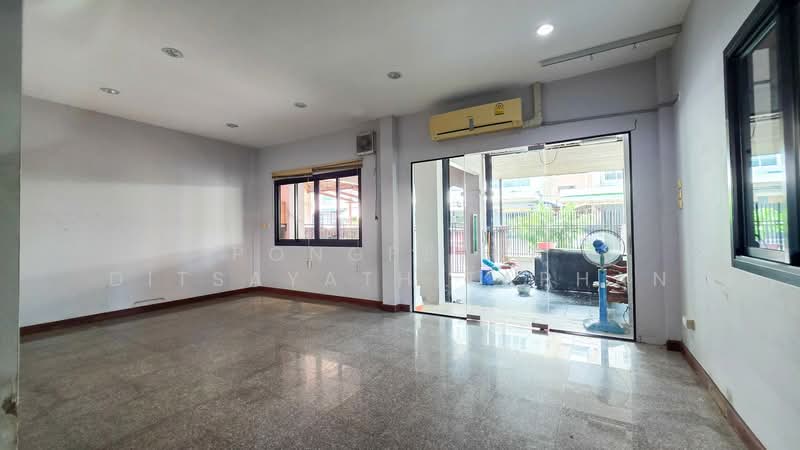 รติรมย์4, Nonthaburi, Mahasawat, Bang Kruai, Nonthaburi, 3 Bedrooms, 130 sqm, Townhouse For Sale, by Pongpeera Ditsayathitaphan, 500441304 - DDproperty.com