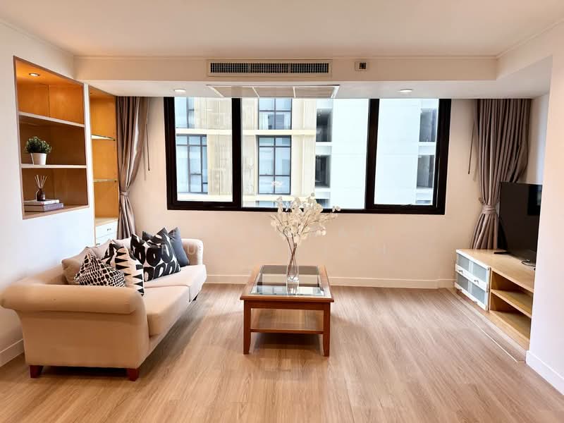The Royal Place 1, Bangkok, Rajdamri, Lumphini, Pathum Wan, Bangkok, 2 Bedrooms, 84 sqm, Condo For Rent, by Noppawan Ruangdech, 500441311 - DDproperty.com
